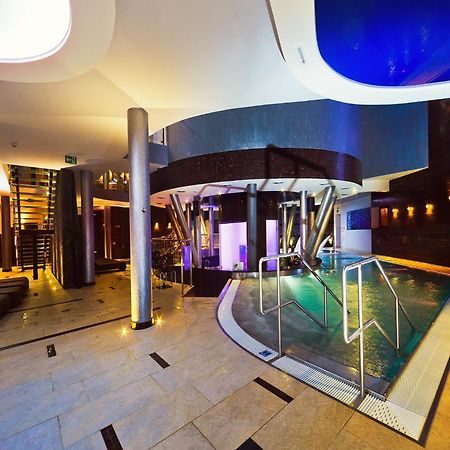 Blue Diamond Hotel Active Spa Trzebownisko المظهر الخارجي الصورة