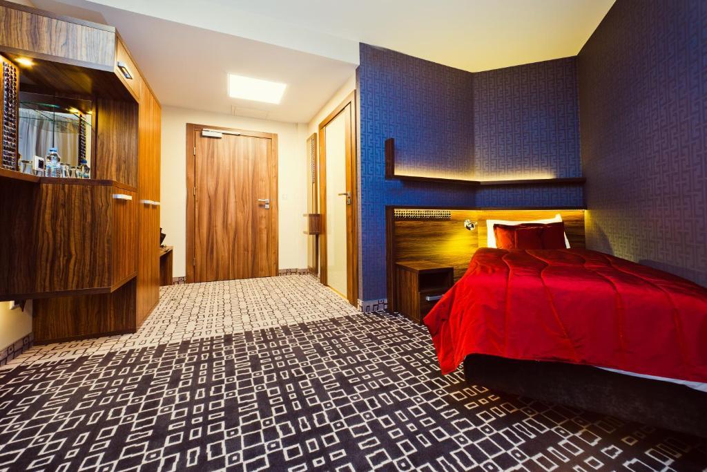 Blue Diamond Hotel Active Spa Trzebownisko الغرفة الصورة
